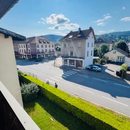 T2 With Balcony Close To The Lake Of Appartement *