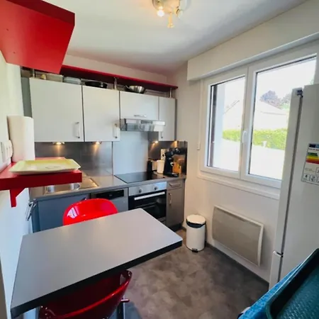 Appartement T2 With Balcony Close To The Lake Of