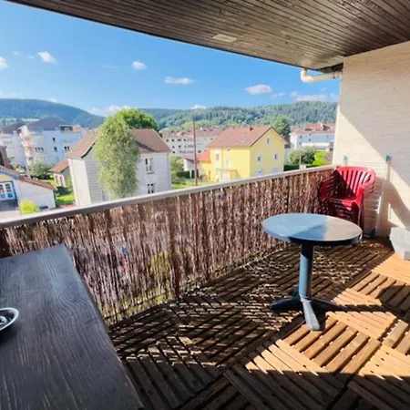شقة T2 With Balcony Close To The Lake Of جوراردُميه